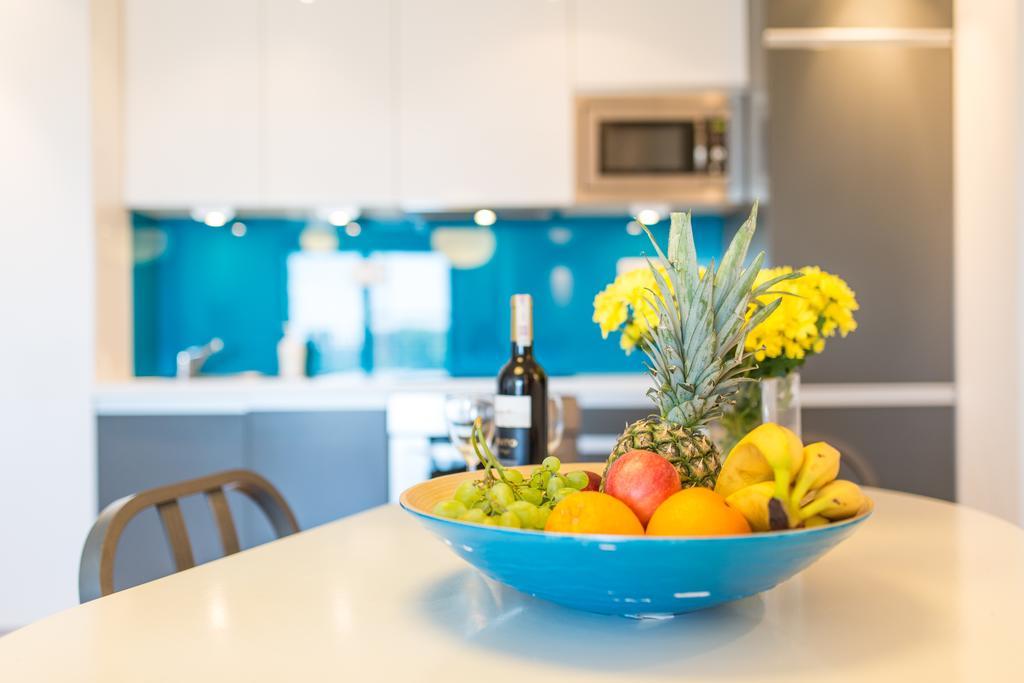Modern Apartment in City Center Krakau Buitenkant foto