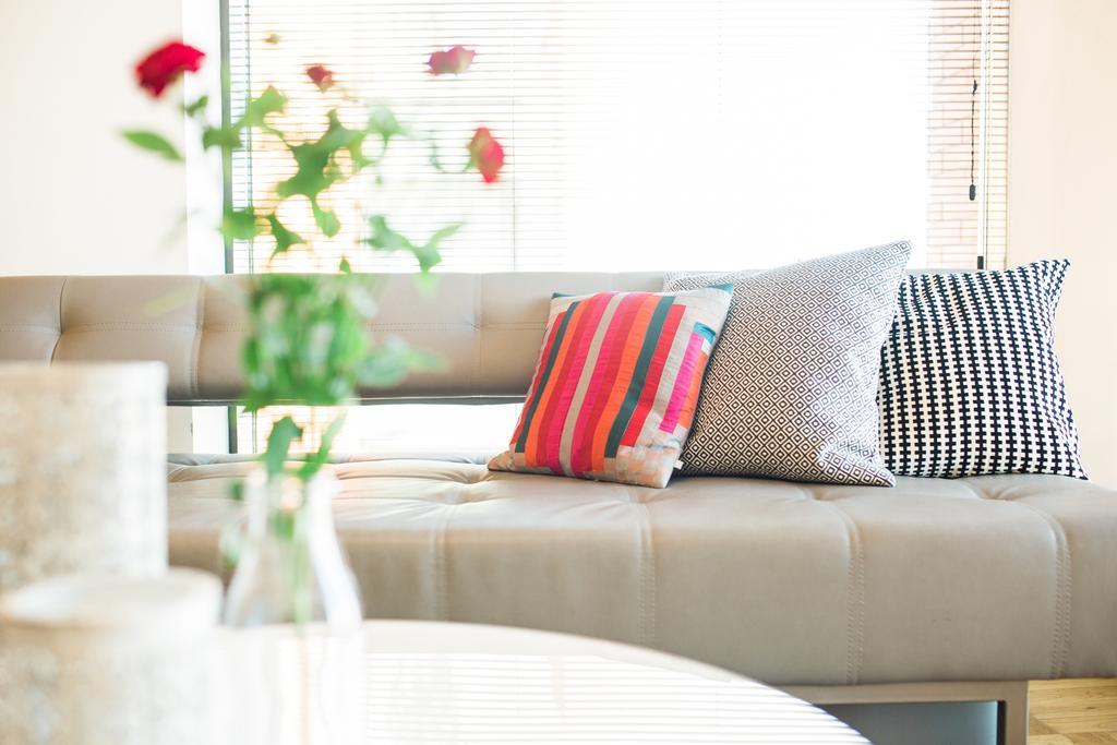 Modern Apartment in City Center Krakau Buitenkant foto