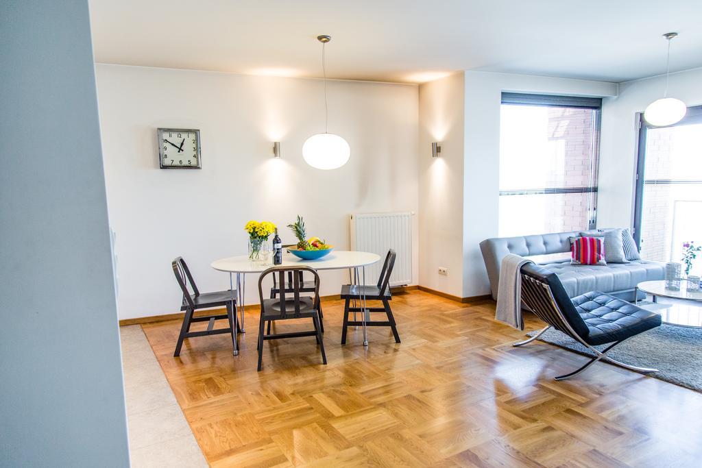 Modern Apartment in City Center Krakau Buitenkant foto